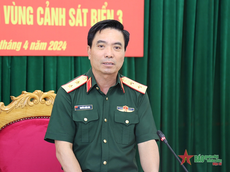 Trung tướng Nguyễn Doãn Anh kiểm tra công tác sẵn sàng chiến đấu tại Vùng Cảnh sát biển 3