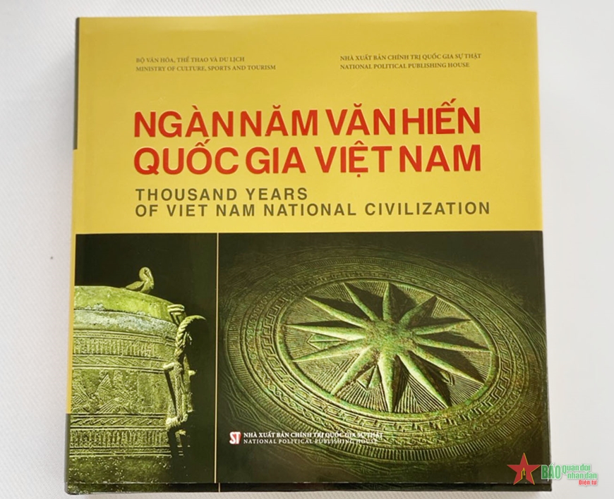 Vun đắp tinh thần yêu nước từ hai ấn phẩm quý