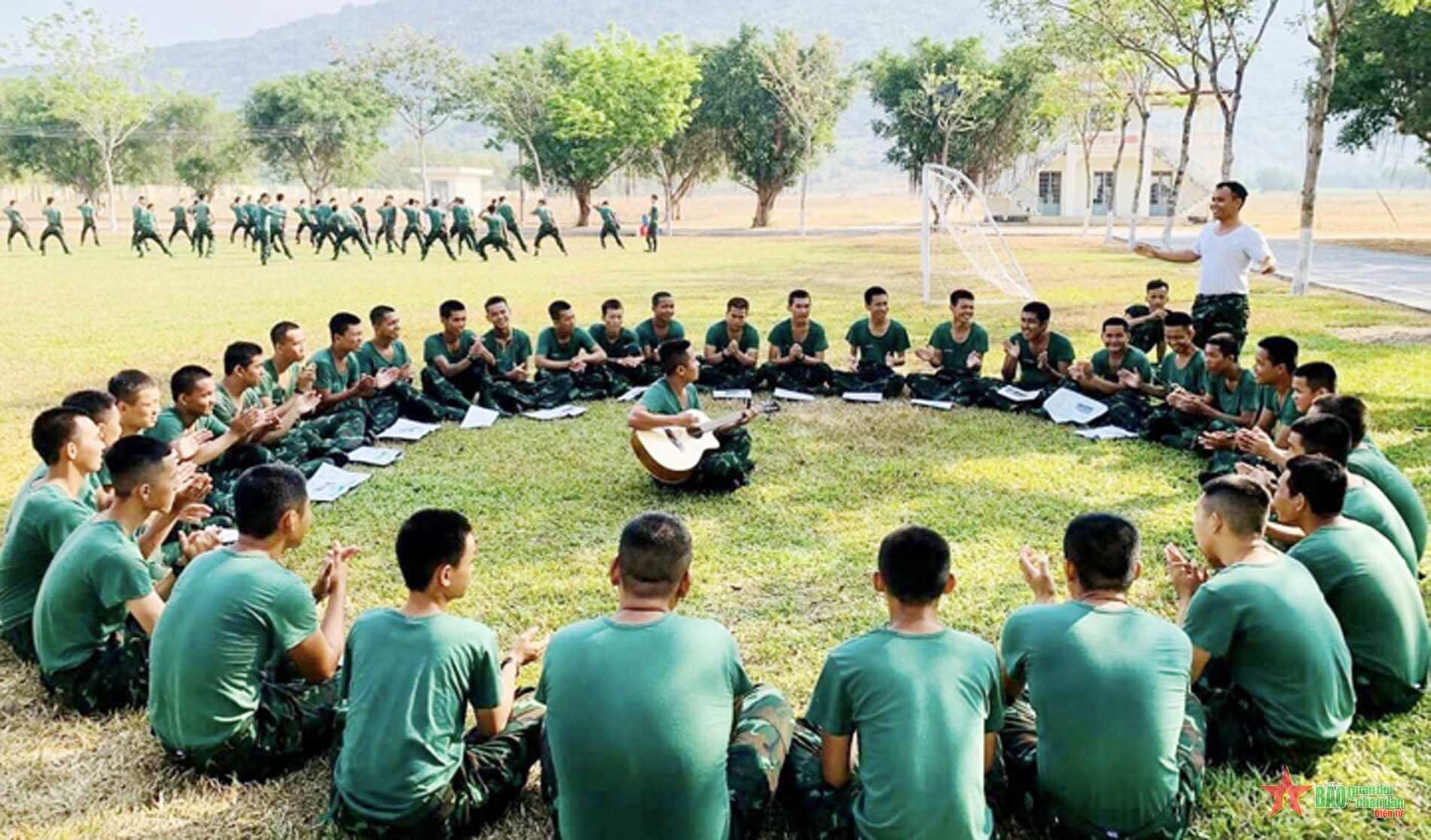 “5 chủ động về công tác tư tưởng” trong huấn luyện chiến sĩ mới ở Trung đoàn 174