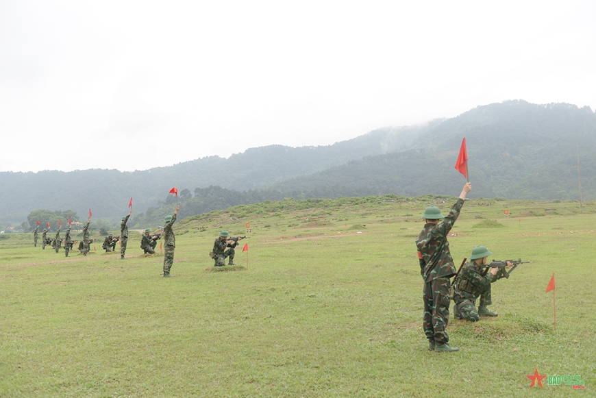 View - 	Thượng tướng Nguyễn Tân Cương kiểm tra toàn diện Sư đoàn 312