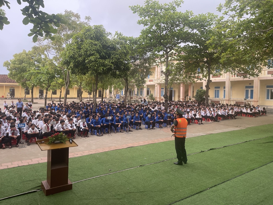 Đồn Biên phòng Diễn Thành: Tuyên truyền phòng chống đuối nước cho học sinh