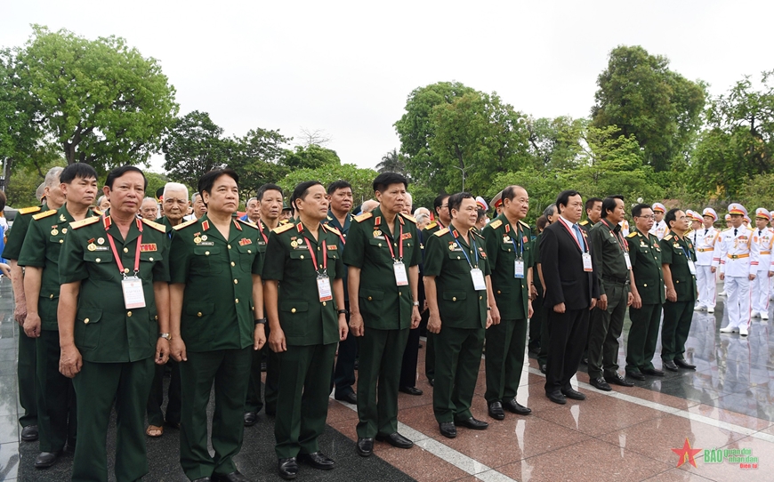 Lãnh đạo Đảng, Nhà nước gặp mặt đại diện cựu chiến binh, cựu thanh niên xung phong tham gia Chiến dịch Điện Biên Phủ