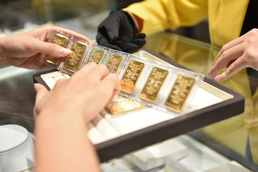 Giá vàng hôm nay (25-4): Bất ngờ đảo chiều “phi mã” 