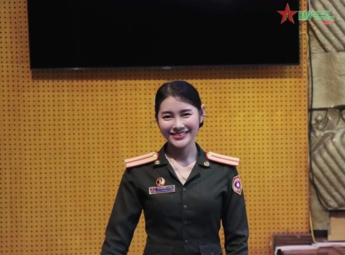 Nữ học viên Lào nuôi dưỡng niềm đam mê âm nhạc tại Việt Nam 