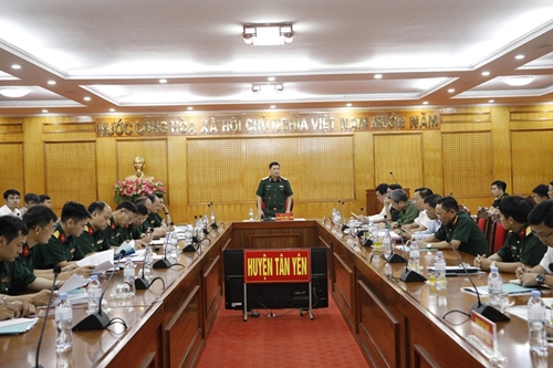 Quân khu 1: Kiểm tra công tác chuẩn bị diễn tập khu vực phòng thủ huyện Tân Yên