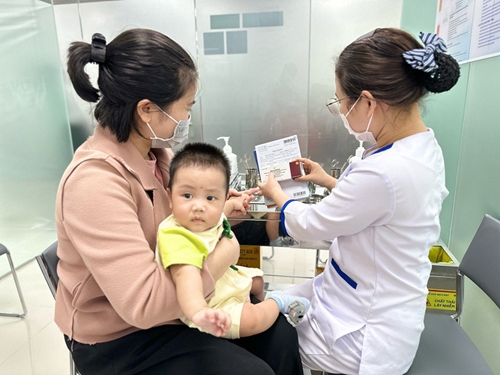 Tiêm vaccine đã bảo vệ hàng triệu trẻ em tại Việt Nam khỏi nhiều loại bệnh