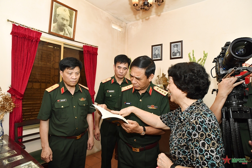 Đại tướng Phan Văn Giang tri ân các đồng chí nguyên lãnh đạo Đảng, Nhà nước, Bộ Quốc phòng