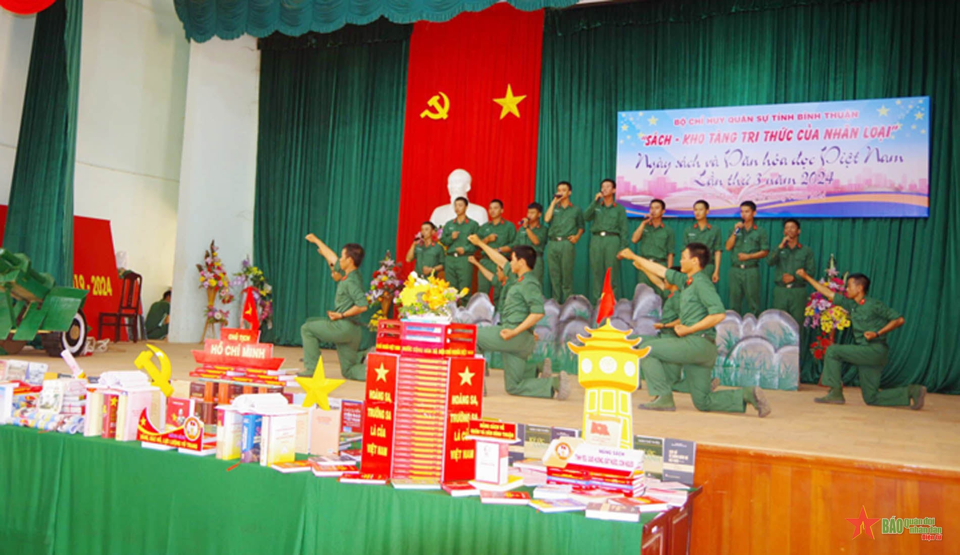 Bộ CHQS tỉnh Bình Thuận tổ chức Ngày sách và Văn hóa đọc Việt Nam