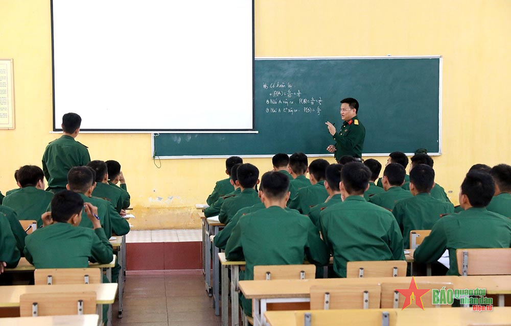 Người thầy với niềm đam mê nghiên cứu khoa học