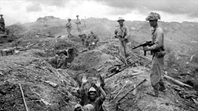 Quân ta đã toàn thắng trên mặt trận Điện Biên Phủ, thu được một chiến thắng vĩ đại xưa nay chưa từng có trong lịch sử đấu tranh vũ trang của quân dân Việt Nam