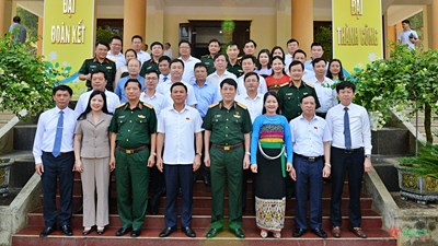 View - 	Đại tướng Lương Cường tiếp xúc cử tri huyện Quan Sơn, tỉnh Thanh Hóa