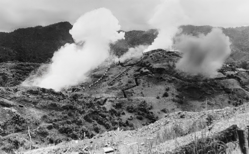 Nghệ sĩ nhiếp ảnh Triệu Đại và những bức ảnh khét mùi bom đạn