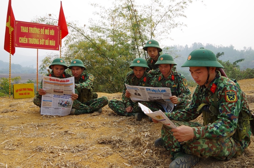 Thi đua, cổ vũ chiến trường trong Chiến dịch Điện Biên Phủ