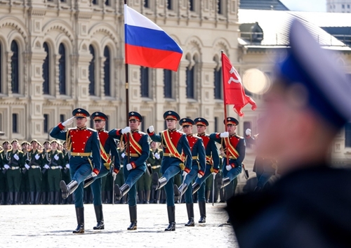 Tại sao lễ duyệt binh Ngày Chiến thắng lại được tổ chức hằng năm tại Nga?

