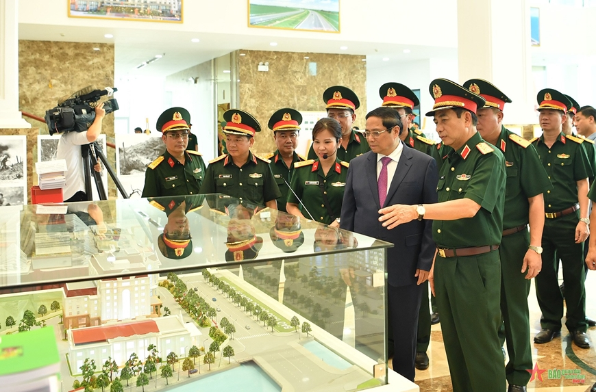 Thủ tướng Phạm Minh Chính: Binh đoàn 12 cần thực hiện tốt “3 tiên phong”