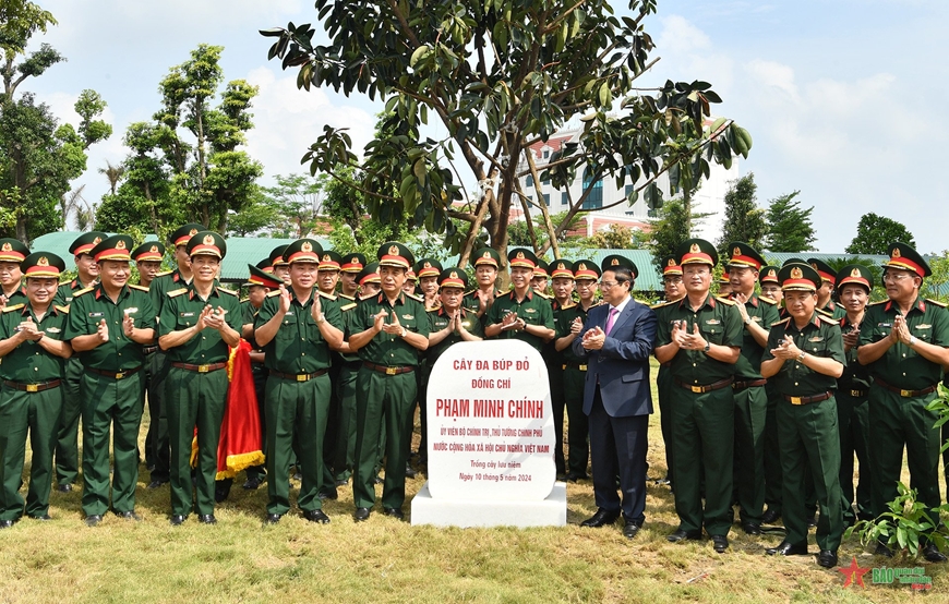 Thủ tướng Phạm Minh Chính: Binh đoàn 12 cần thực hiện tốt “3 tiên phong”