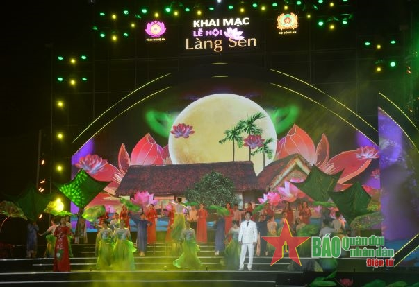 Nhiều hoạt động ý nghĩa tại Lễ hội Làng Sen năm 2024