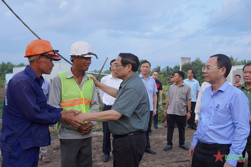 Thủ tướng Phạm Minh Chính khảo sát các dự án trên địa bàn TP Cần Thơ