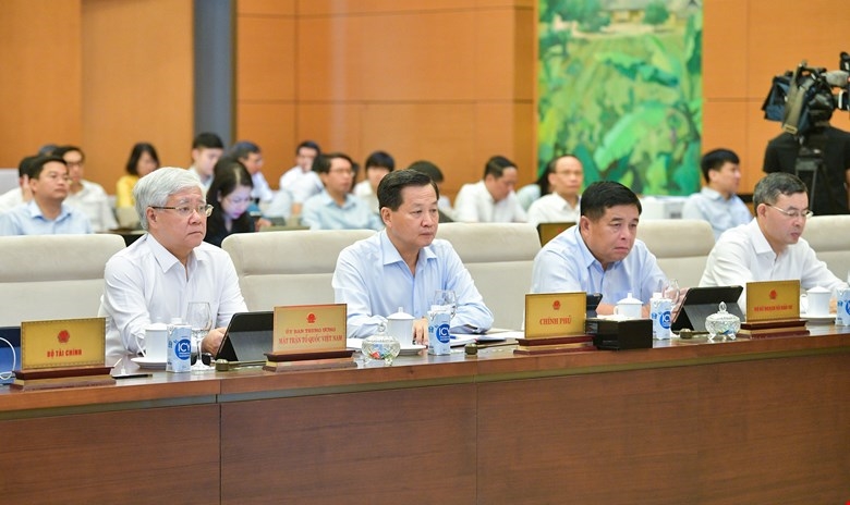Khai mạc Phiên họp thứ 33 của Ủy ban Thường vụ Quốc hội: Xem xét nhiều nội dung quan trọng trình Kỳ họp thứ bảy