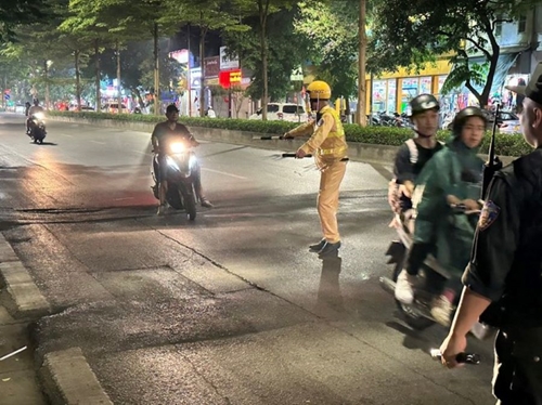 Hà Nội: Xử lý hơn 50 đối tượng vi phạm trật tự, an toàn giao thông dịp cuối tuần