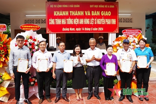 Khánh thành và bàn giao công trình tu bổ, tôn tạo nhà tưởng niệm Anh hùng liệt sĩ Nguyễn Phan Vinh
