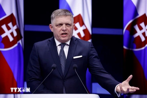 Thủ tướng Slovakia qua cơn nguy kịch


