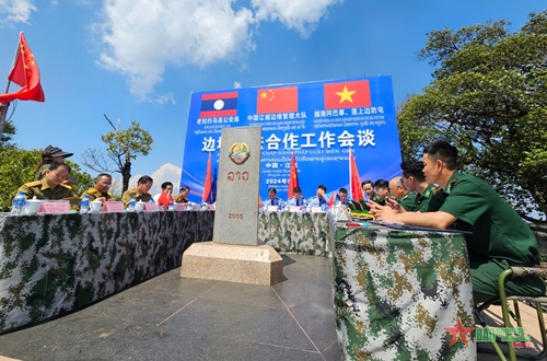 Hội đàm tại Cột mốc giao điểm đường biên giới Việt Nam - Lào - Trung Quốc

