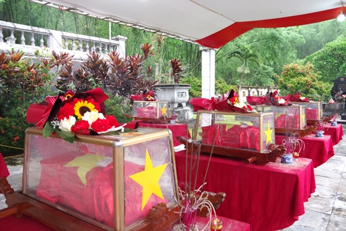 Tỉnh Thanh Hóa tổ chức lễ truy điệu và an táng 15 hài cốt liệt sĩ hy sinh tại Lào
