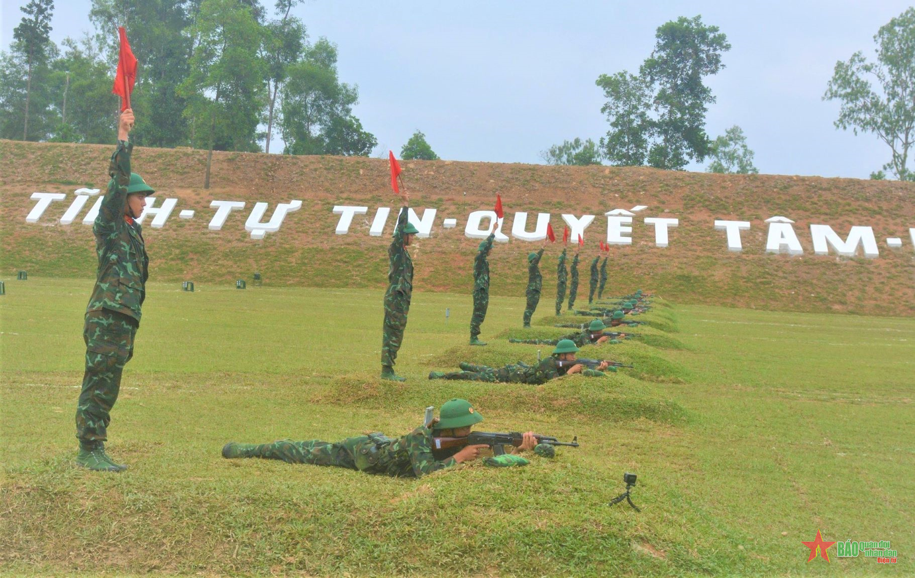 Quân khu 4: Tham quan, rút kinh nghiệm kiểm tra “3 tiếng nổ” 