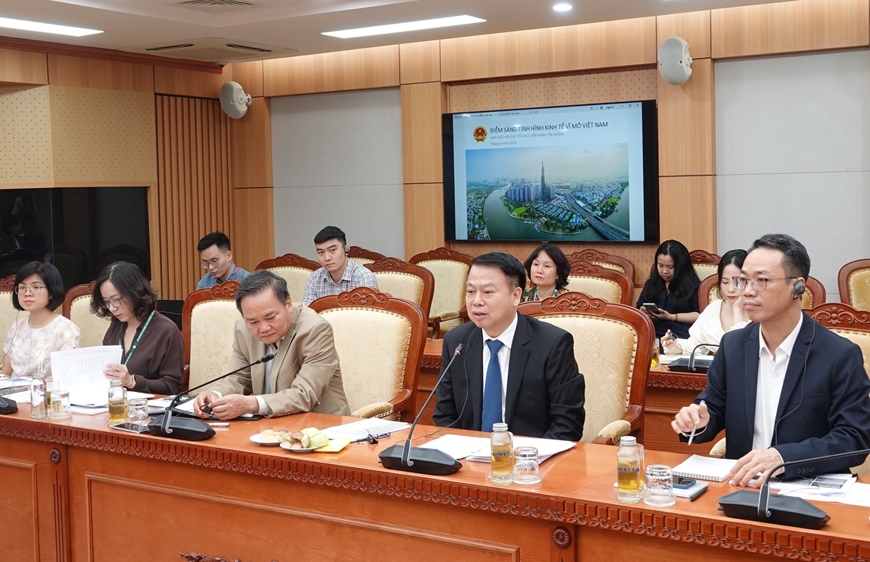 Bộ Tài chính làm việc với tổ chức xếp hạng tín nhiệm S&amp;P Global Rating