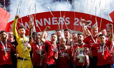 View - 	Hình ảnh đáng nhớ của Man Utd ăn mừng vô địch FA Cup