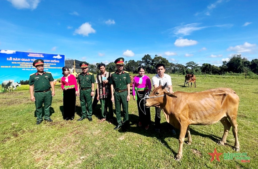 Nghĩa tình nơi đầu nguồn biên giới