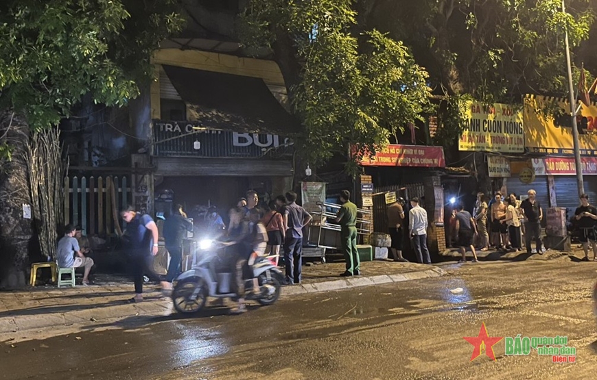 Hà Nội: Kịp thời khống chế đám cháy nhà dân ở phố Lương Định Của