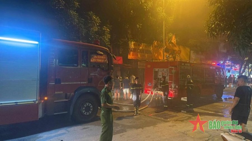Hà Nội: Kịp thời khống chế đám cháy nhà dân ở phố Lương Định Của