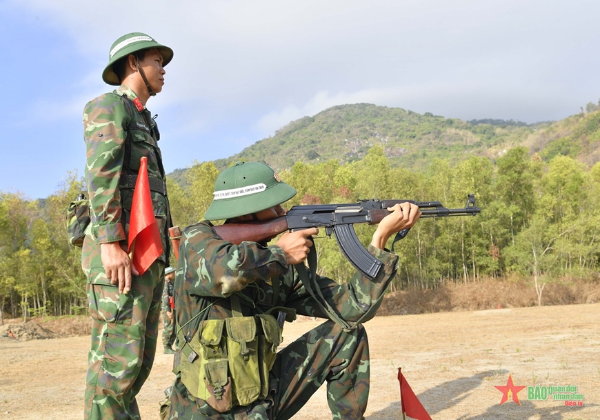Hoa điểm mười ở “tám chín hai”