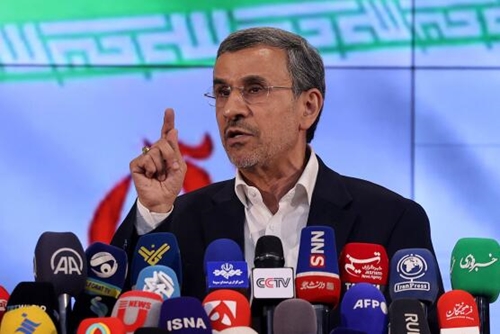 Iran: Cựu Tổng thống Mahmoud Ahmadinejad đăng ký tranh cử tổng thống 
