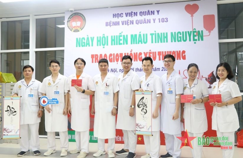 Bệnh viện Quân y 103 tổ chức ngày hội hiến máu tình nguyện​