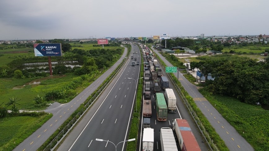 Hà Nội thu hồi gần 4.000 phù hiệu, biển hiệu do vi phạm tốc độ