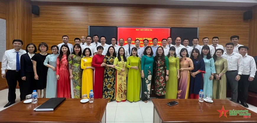Học viện Chính trị khai giảng Lớp Bồi dưỡng kiến thức quốc phòng và an ninh đối tượng 2 khóa 126