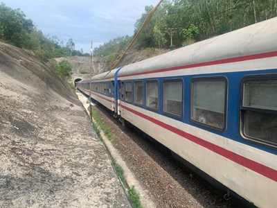 Ký hiệu bí ẩn trên toa tàu – Những điều bạn chưa từng biết về ngành đường sắt