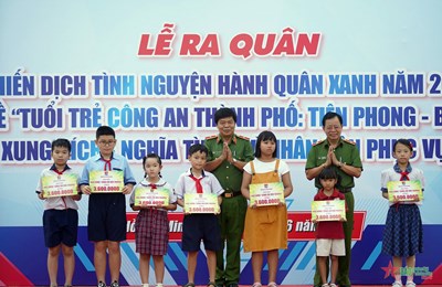 View - 	Công an TP Hồ Chí Minh ra quân chiến dịch tình nguyện Hành quân xanh