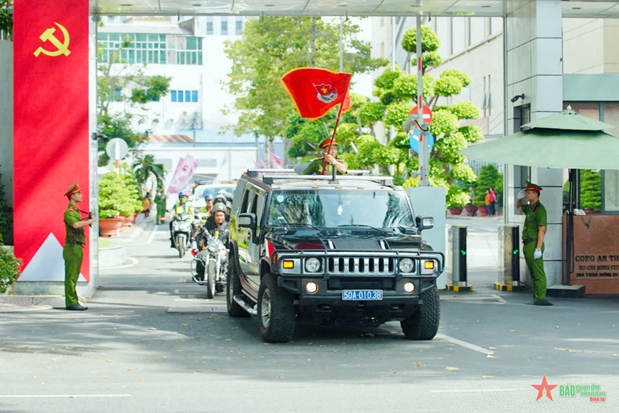 Công an TP Hồ Chí Minh ra quân chiến dịch tình nguyện Hành quân xanh