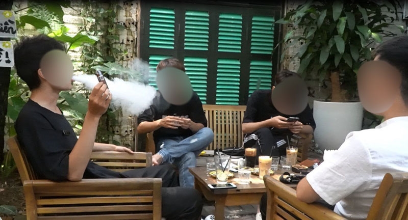 Hiểm họa thuốc lá điện tử với giới trẻ