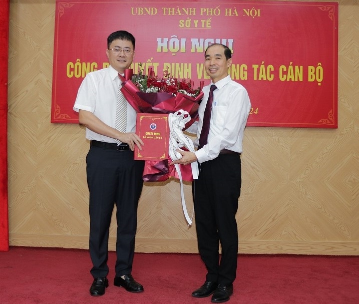Bổ nhiệm giám đốc và cán bộ khung của Bệnh viện Nhi Hà Nội