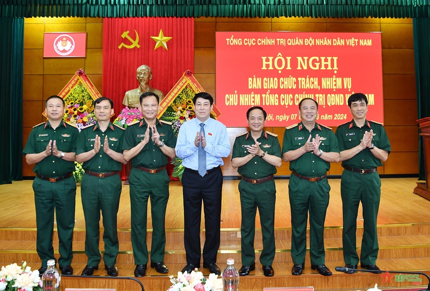 Thường trực Ban Bí thư Lương Cường: Tập thể Ban Chủ nhiệm Tổng cục Chính trị QĐND Việt Nam tiếp tục phát huy truyền thống, hoàn thành xuất sắc mọi nhiệm vụ được giao