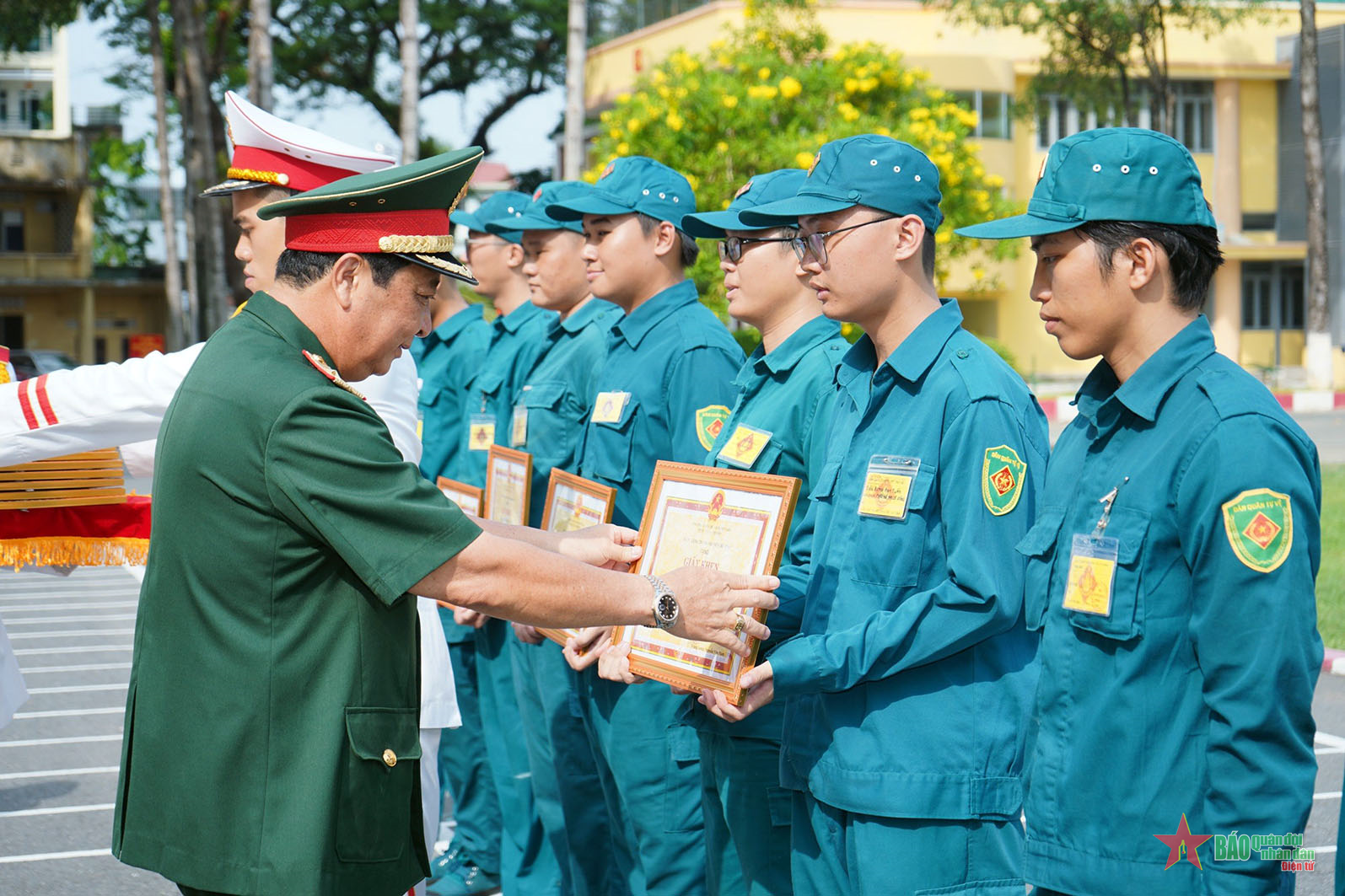 TP Hồ Chí Minh: 91,7% dân quân thường trực tốt nghiệp đào tạo ngành y đạt khá, giỏi