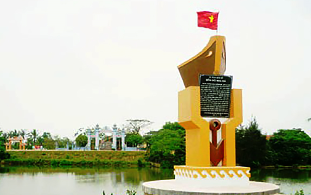 Hào hùng bến đò Mai Xá