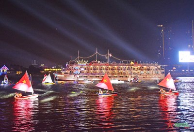 Gallery - 	Ấn tượng đêm “TP Hồ Chí Minh-Lung linh dòng sông hát”