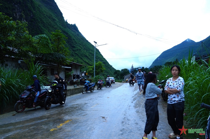 Hà Giang: Tập trung hỗ trợ du khách và người dân mắc kẹt do mưa lớn