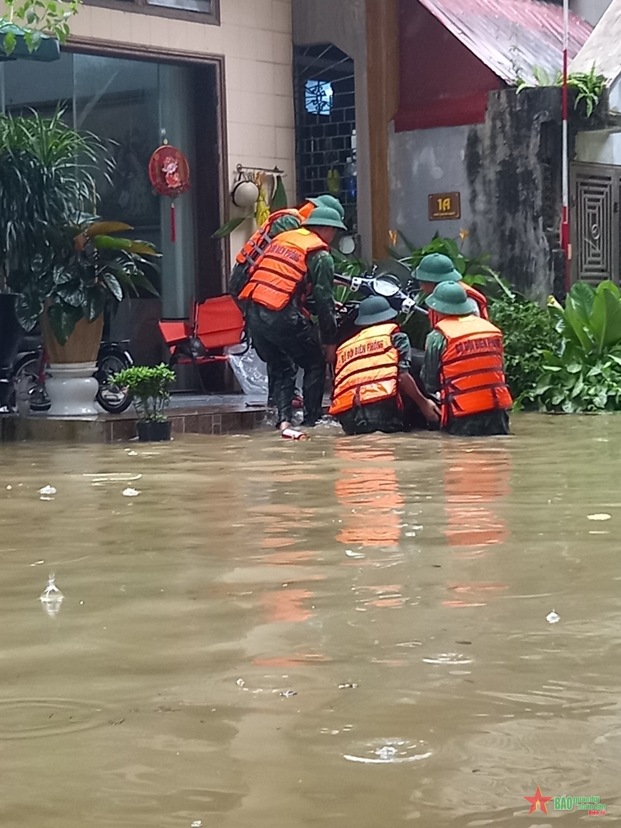 Bộ đội Biên phòng tỉnh Hà Giang khẩn trương khắc phục hậu quả mưa lũ